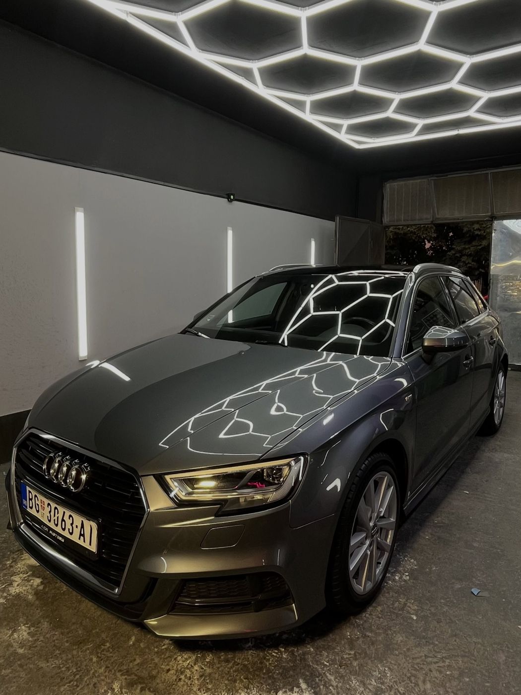 Audi A3 posle dvoslojnog poliranja